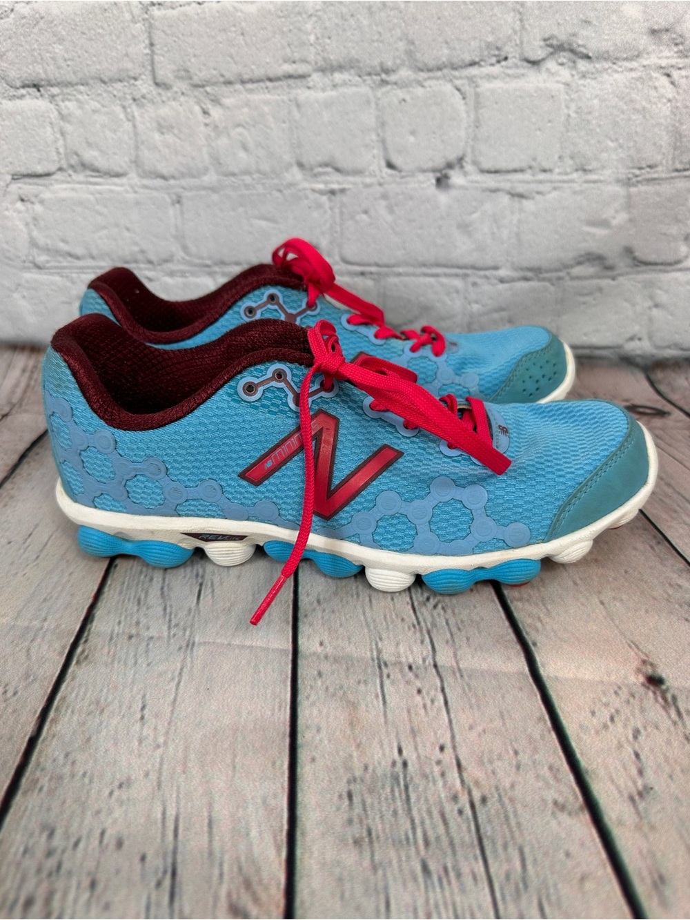 New Balance Minimus Ionix 3090 women’s size 7